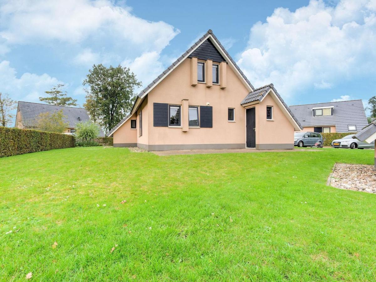 Serene Holiday Home In Gaasterl N Sleat Sondel 외부 사진