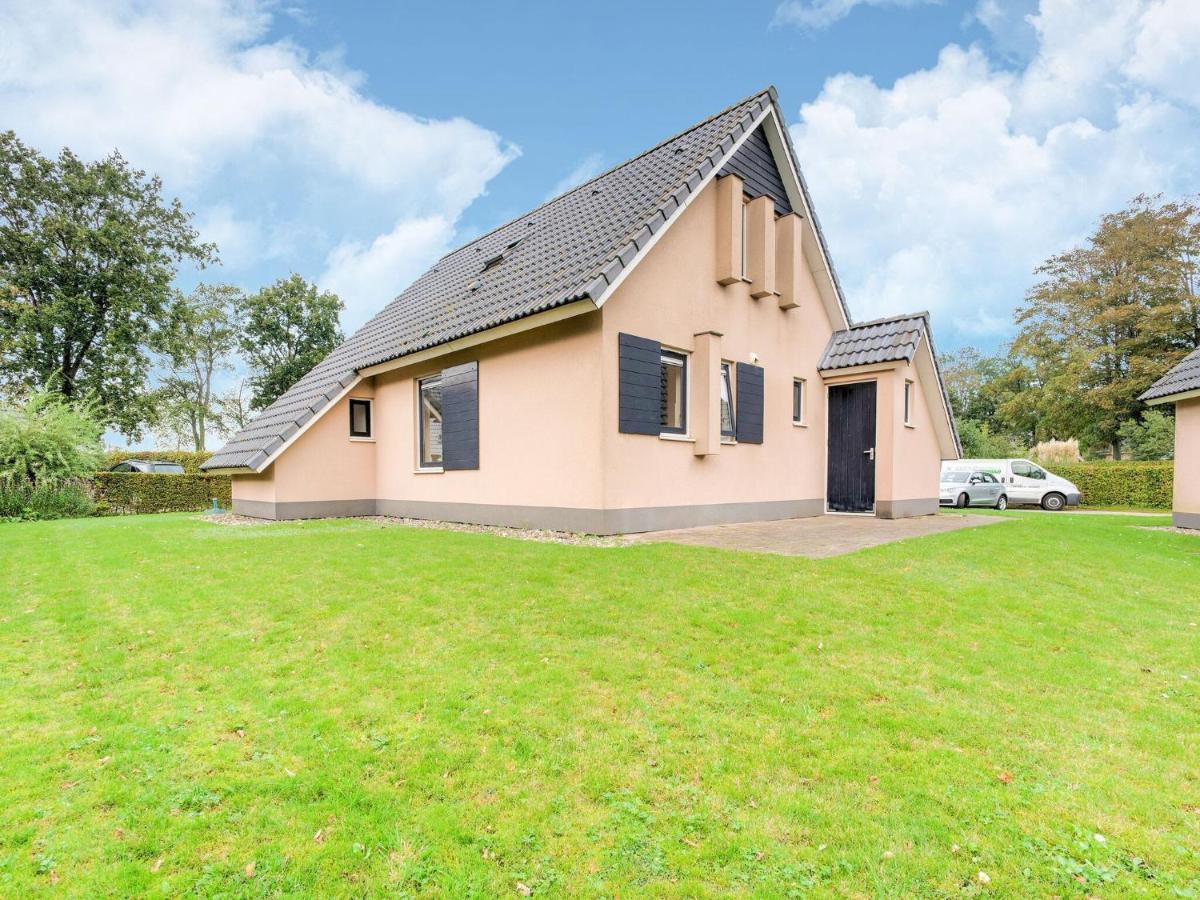Serene Holiday Home In Gaasterl N Sleat Sondel 외부 사진