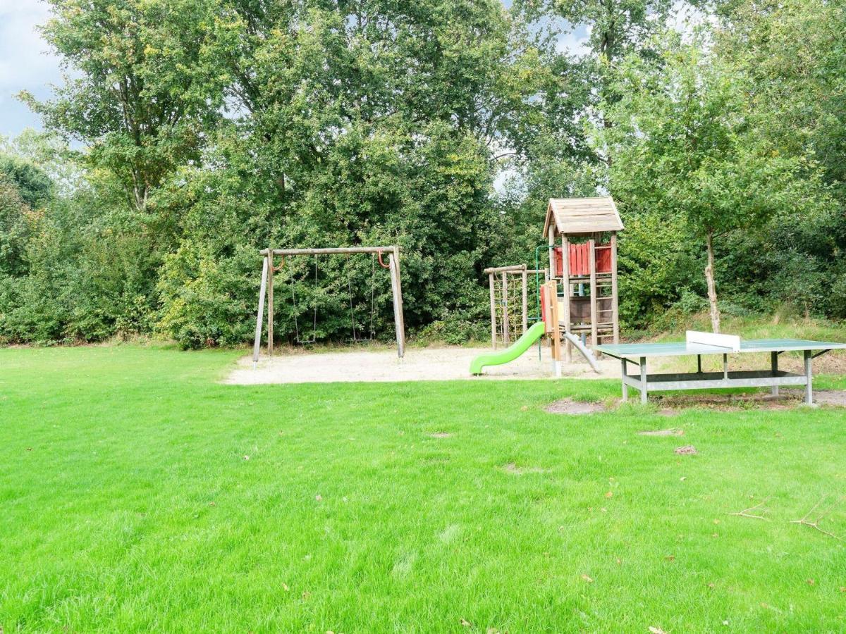 Serene Holiday Home In Gaasterl N Sleat Sondel 외부 사진